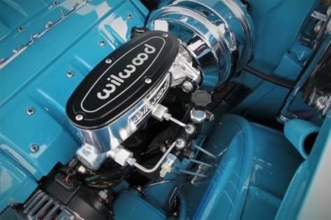 linsday-mclaughlins-blue-57-chevy-blends-both-old-and-new-0032