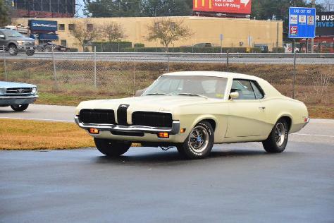 200-mustangs-turn-out-for-npds-pony-trails-cruise-0033
