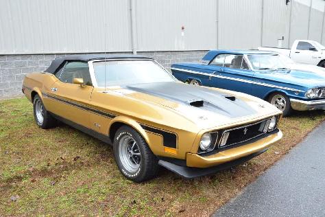 200-mustangs-turn-out-for-npds-pony-trails-cruise-0094