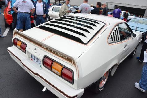 200-mustangs-turn-out-for-npds-pony-trails-cruise-0116