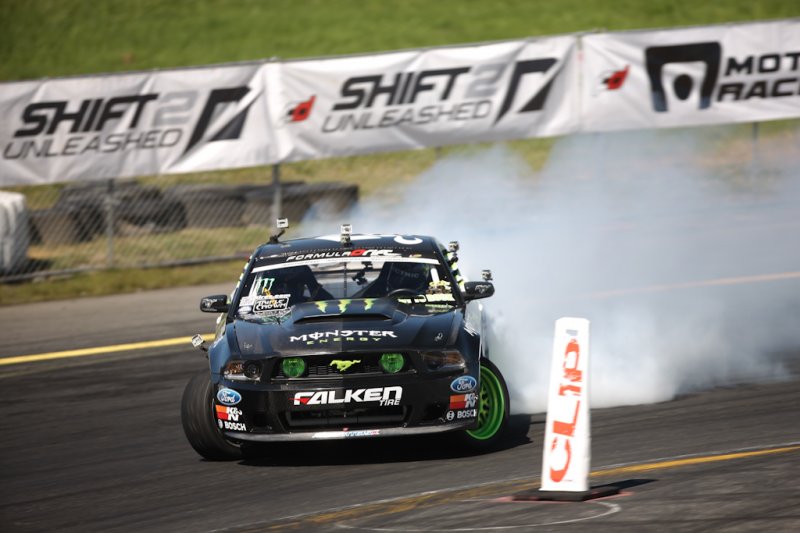 Video: Vaughn Gittin Jr. Monster Drift Mustang in Seattle