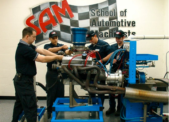 SAM School Classes Get You Ready for Work in a Race Shop