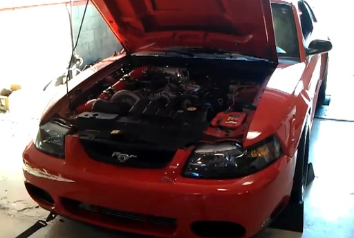 Video: 700 Horsepower From A 2-Valve 4.6 V8? Oh Yes