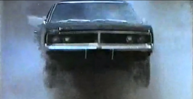 Video: George Clooney Mans A Getaway Car '69 Charger In Street Hawk