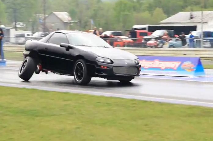 Video: All 10 Rear Lug Nuts Fail After Hard Launch 