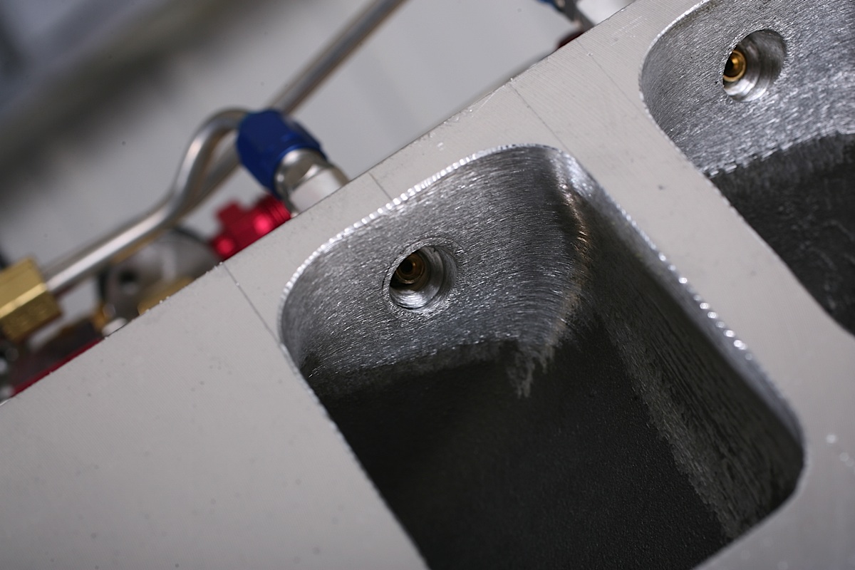 Video: Big-Block Nitrous Manifold Testing