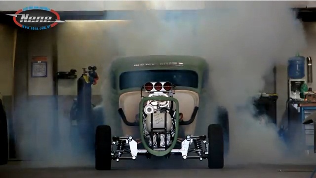 Video: 1,000hp Brazilian Hot Rod Drag Car is One Burnout King