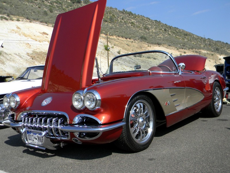Dick Brazzell's Cinnamon C1 Corvette is One Hot Tamale