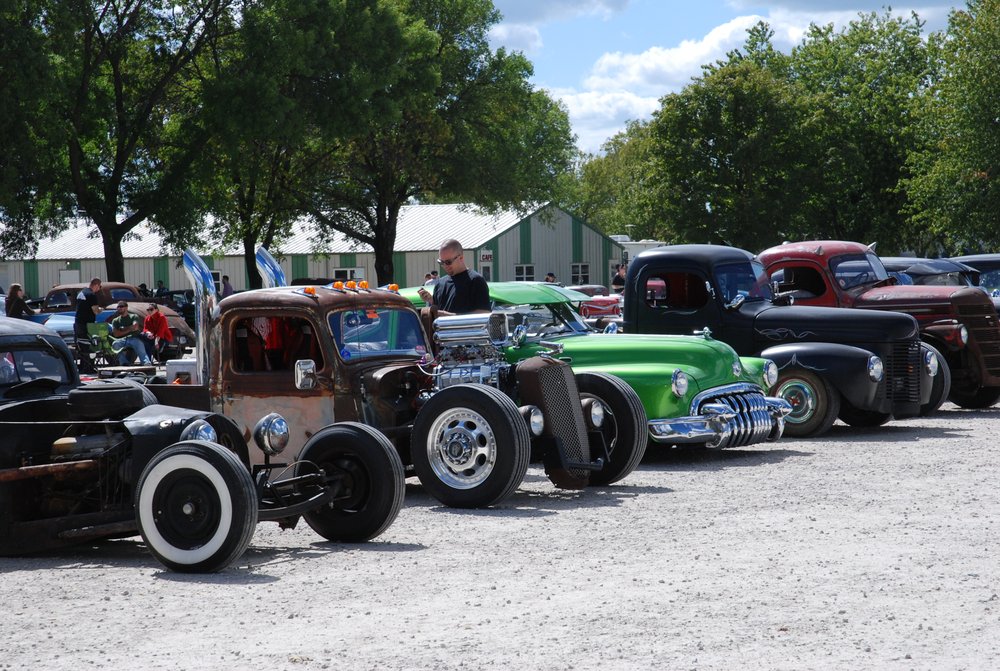 Jalopy Fest Invades Grundy County Speedway