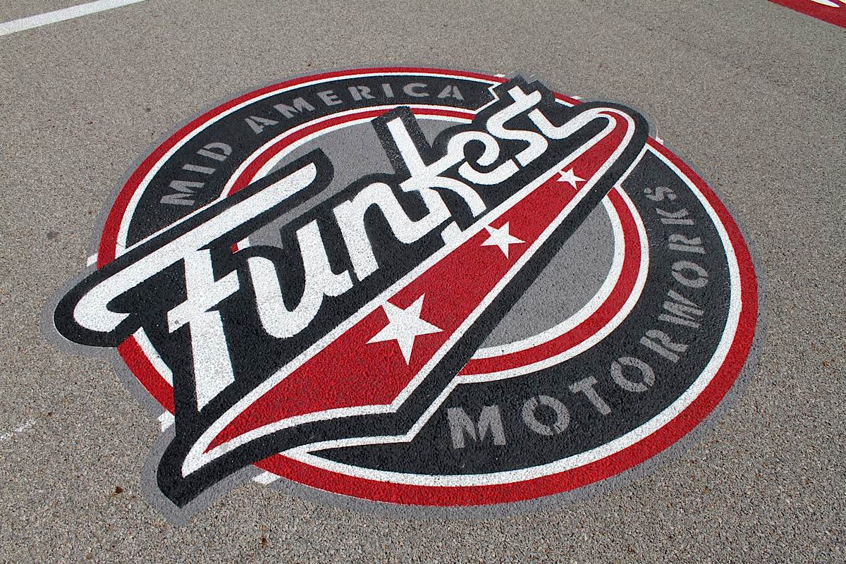 Video Tour of the 2012 Corvette Funfest at Mid America Motorworks