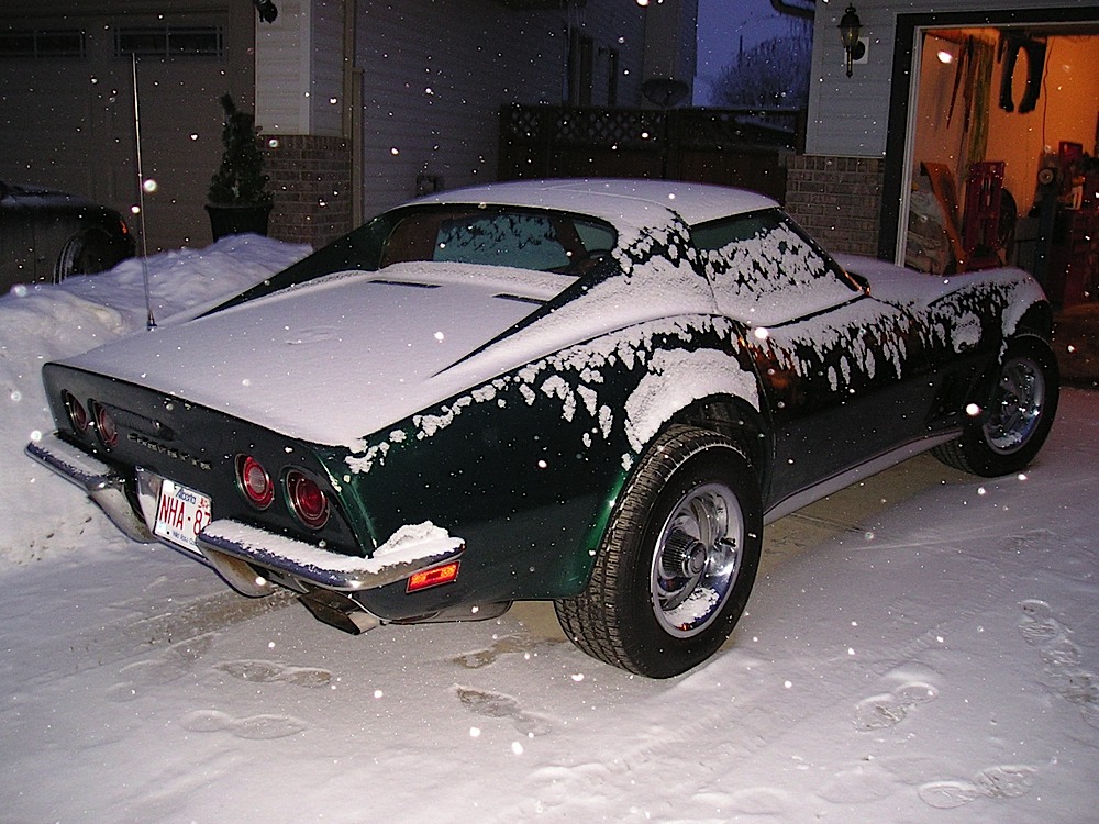 Do Corvettes Self-Destruct When Subjected To Snow?