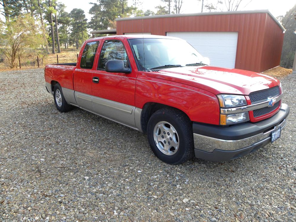 "Sleeper Silverado" - ProCharged 2004 Chevy Pickup