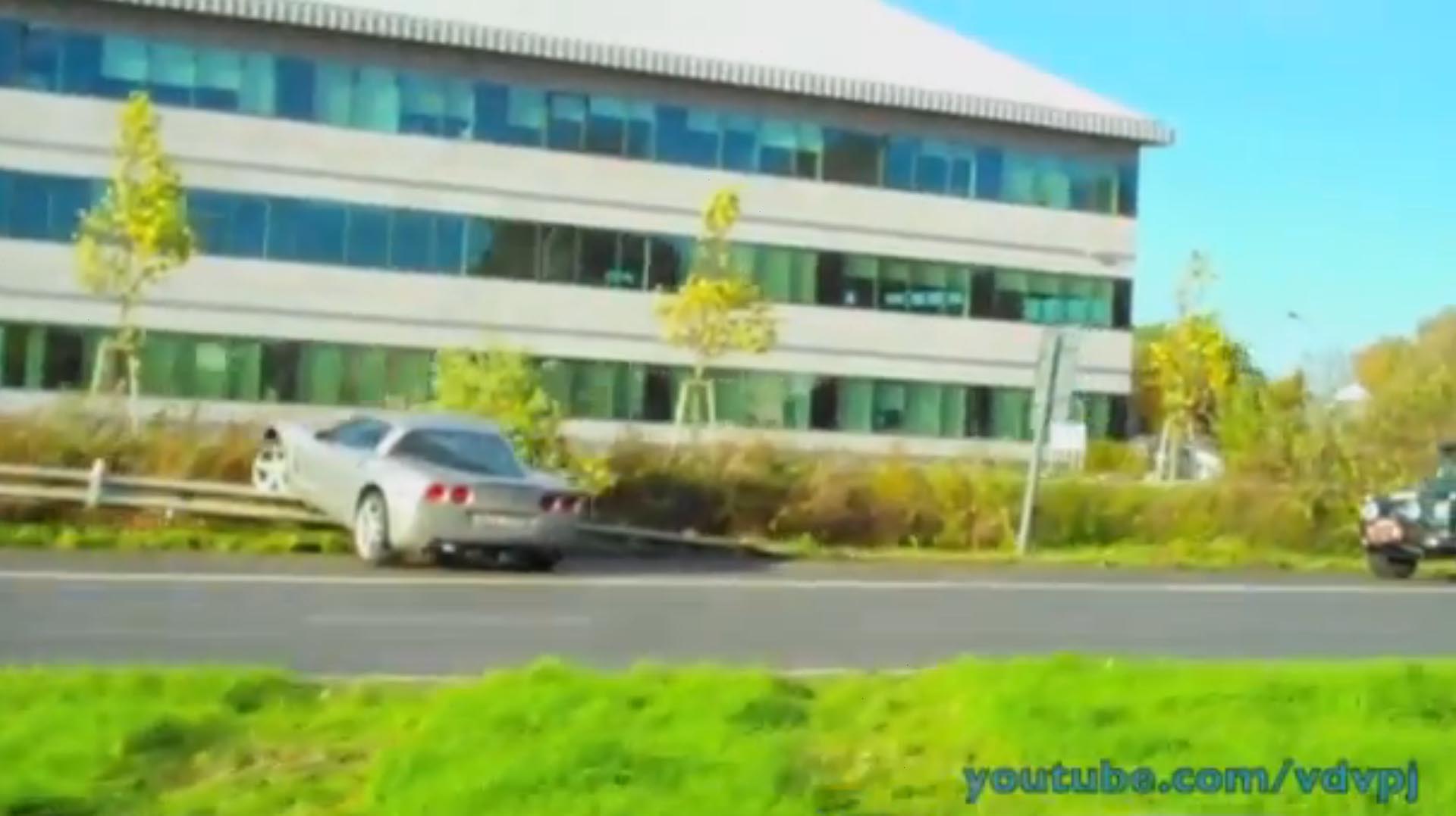 Video: C6 Goes Railsliding