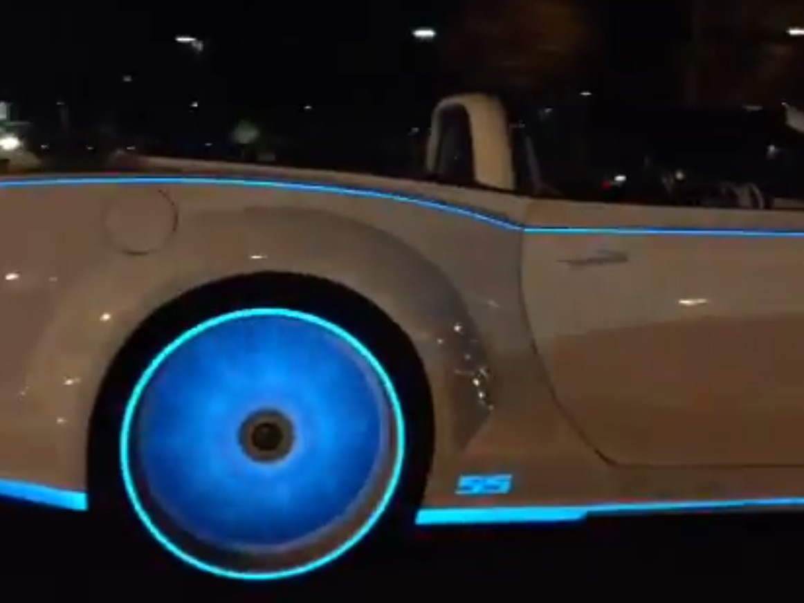 Video: If Tron Was A Camaro, It Would Look Like This