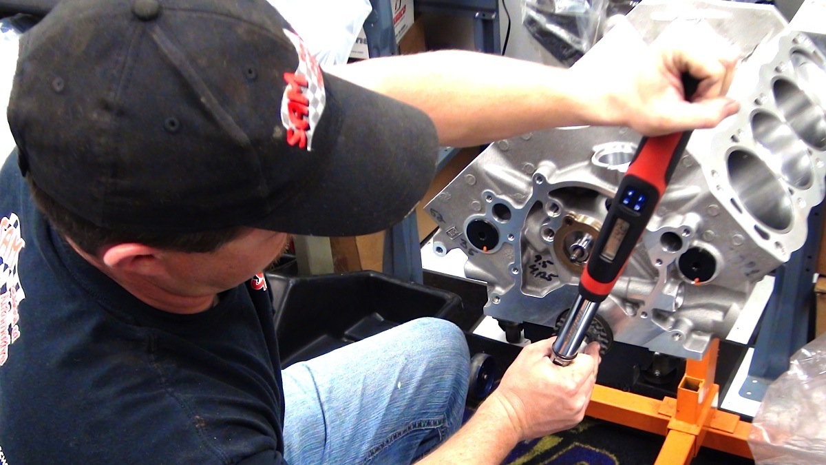 Engine Tech: Understanding Piston Ring Tension