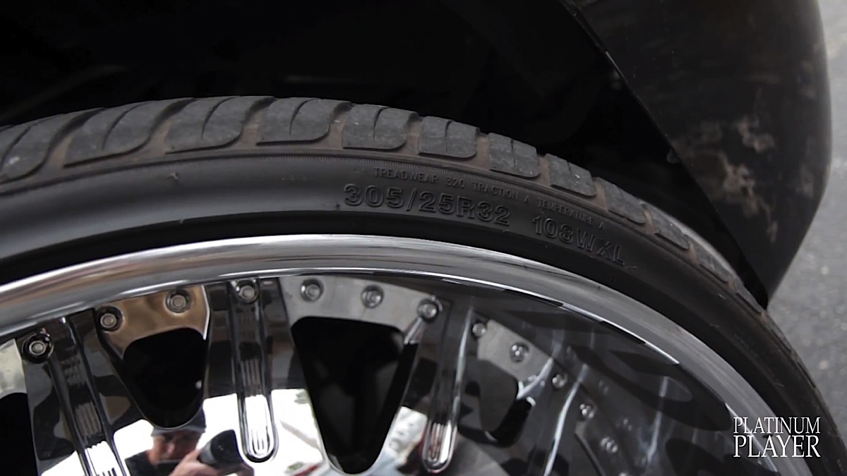 Video: Silverado on 32-inch wheels