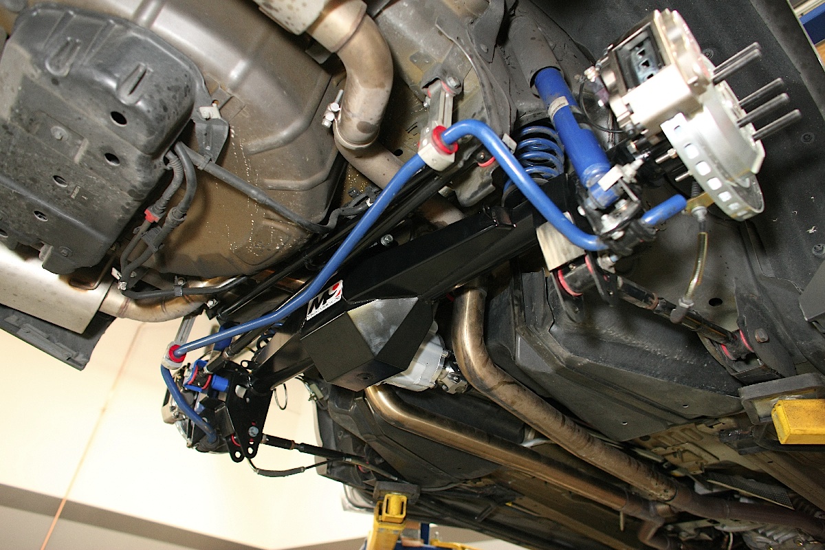 Moser M9 9-inch Rearend Upgrade with Baer Brakes Into Our '11 Stang