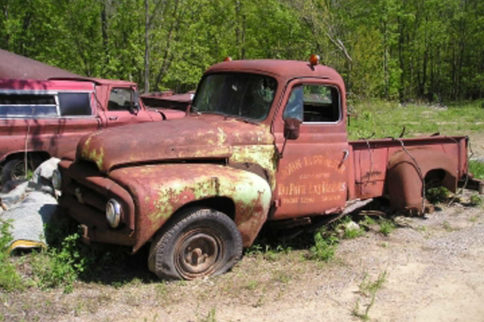 Video: A Tribute To A Large Classic Car Wrecking Yard