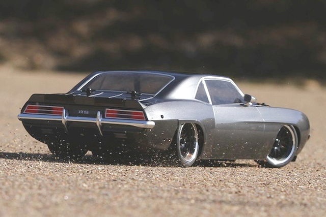 Video: Vaterra RC Builds A Life-Like '69 RS Camaro