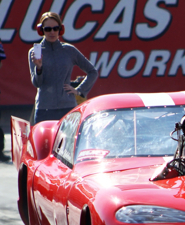 Dan’s daughter Melissa is an integral part of the Nickelson team.  She’s been helping Dan race since she was 13 and has truly helped to make their racing a family event.