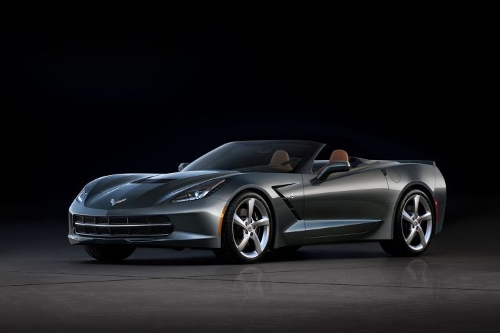 First Production C7 Corvette Convertible Sells for $1M at Palm Beach