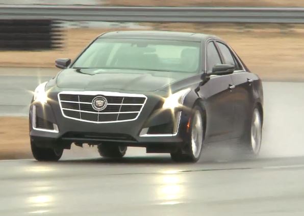 Video: 2014 Cadillac CTS Dances in the Rain