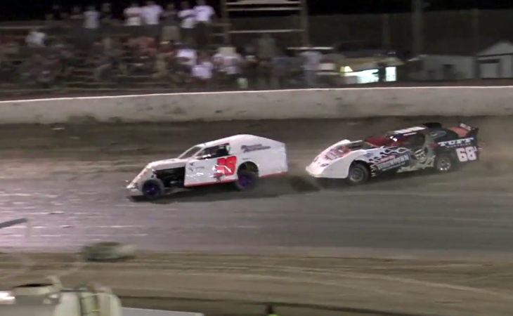 Video: IMCA Modified Vs. West Coast Super Stock Grudge Match