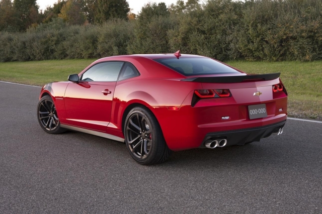camaro-corvette-2