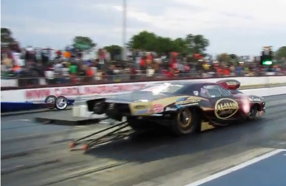 "Stevie Fast" Takes On Careccia's Blown Dragster In Grudge Match