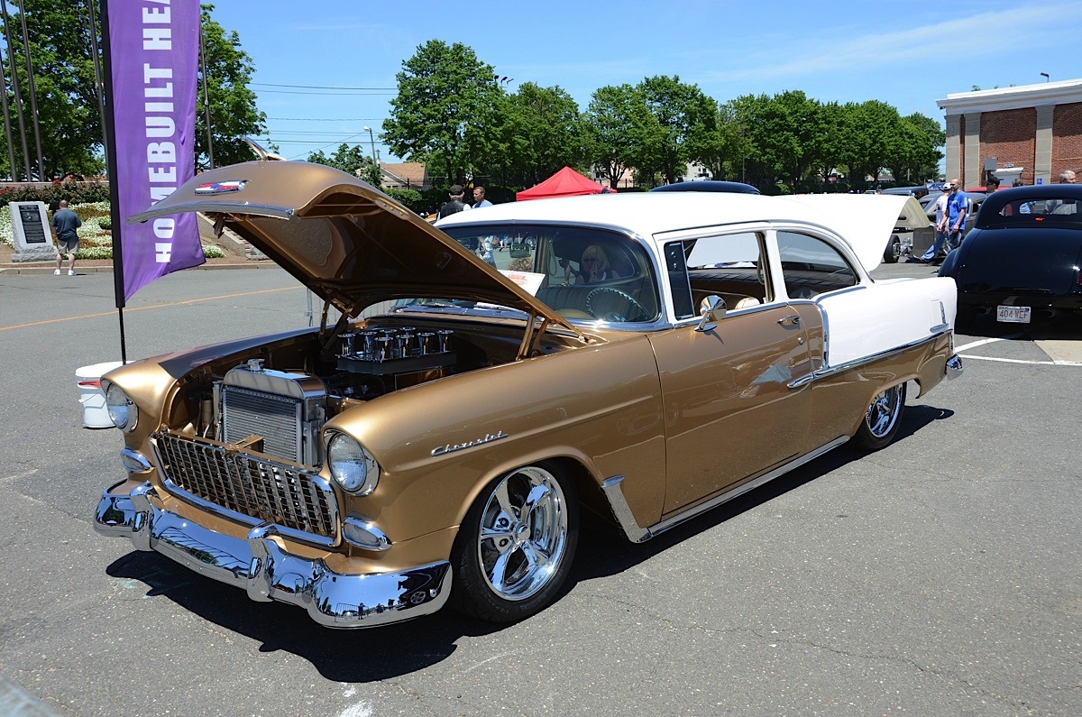 Goodguys Rodders Right at Home in New England