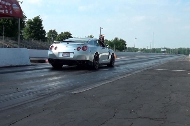 Video: Nissan GTR Runs 8.71 At 170 MPH In The Quarter-Mile
