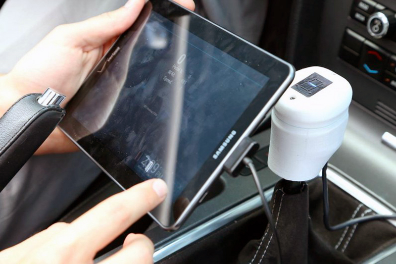 Open XC Haptic Shift Knob Could Replace Shift Lights