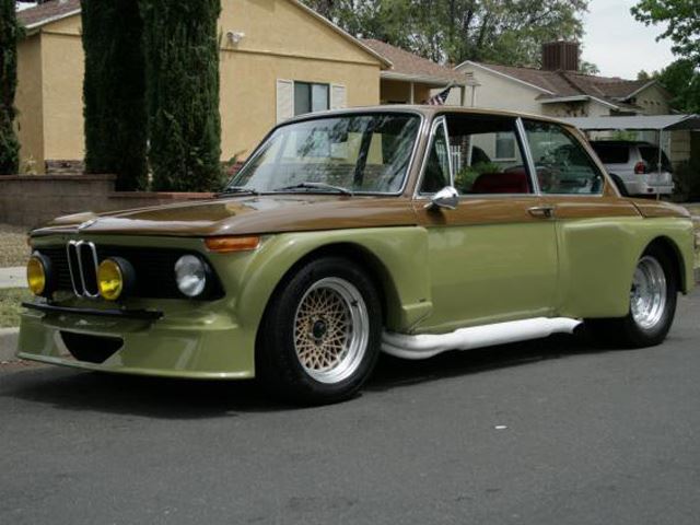 Video: Odd Pairing - BMW 2002 Meets Mustang 5.0 Power