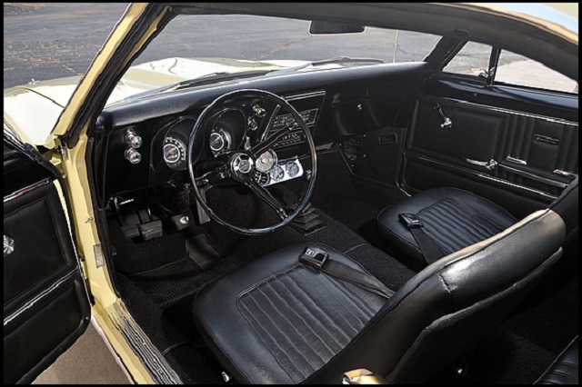 mecum_yenko_super_camaro_2