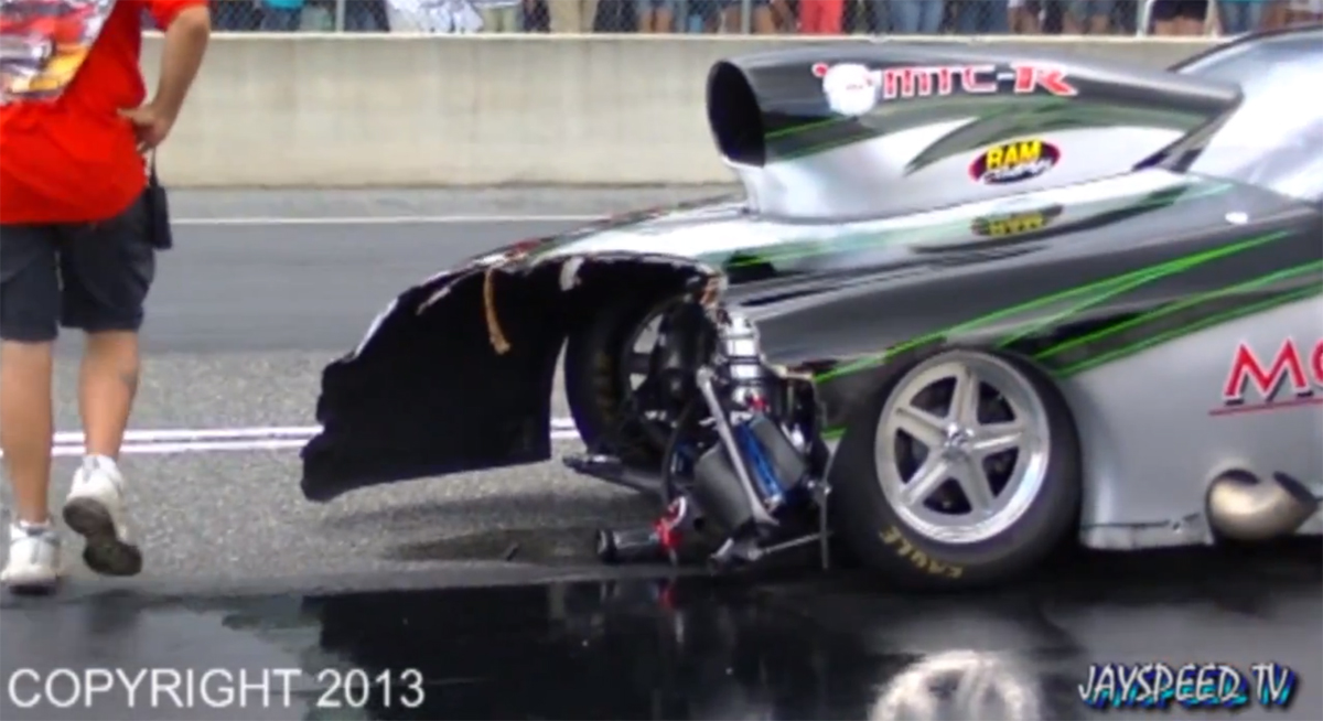 Video: Isaias Rojas Crashes Into Orlando Speedworld Christmas Tree