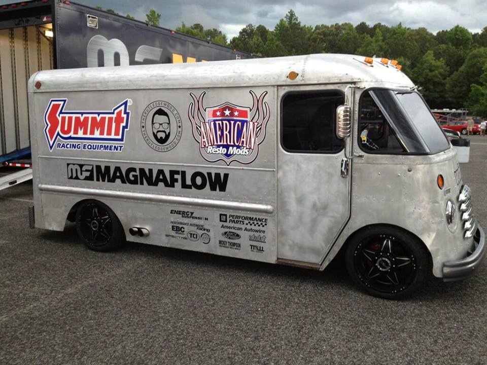 Video: Summit Racing Debuts Combo Parts Package–Vintage Step Vans