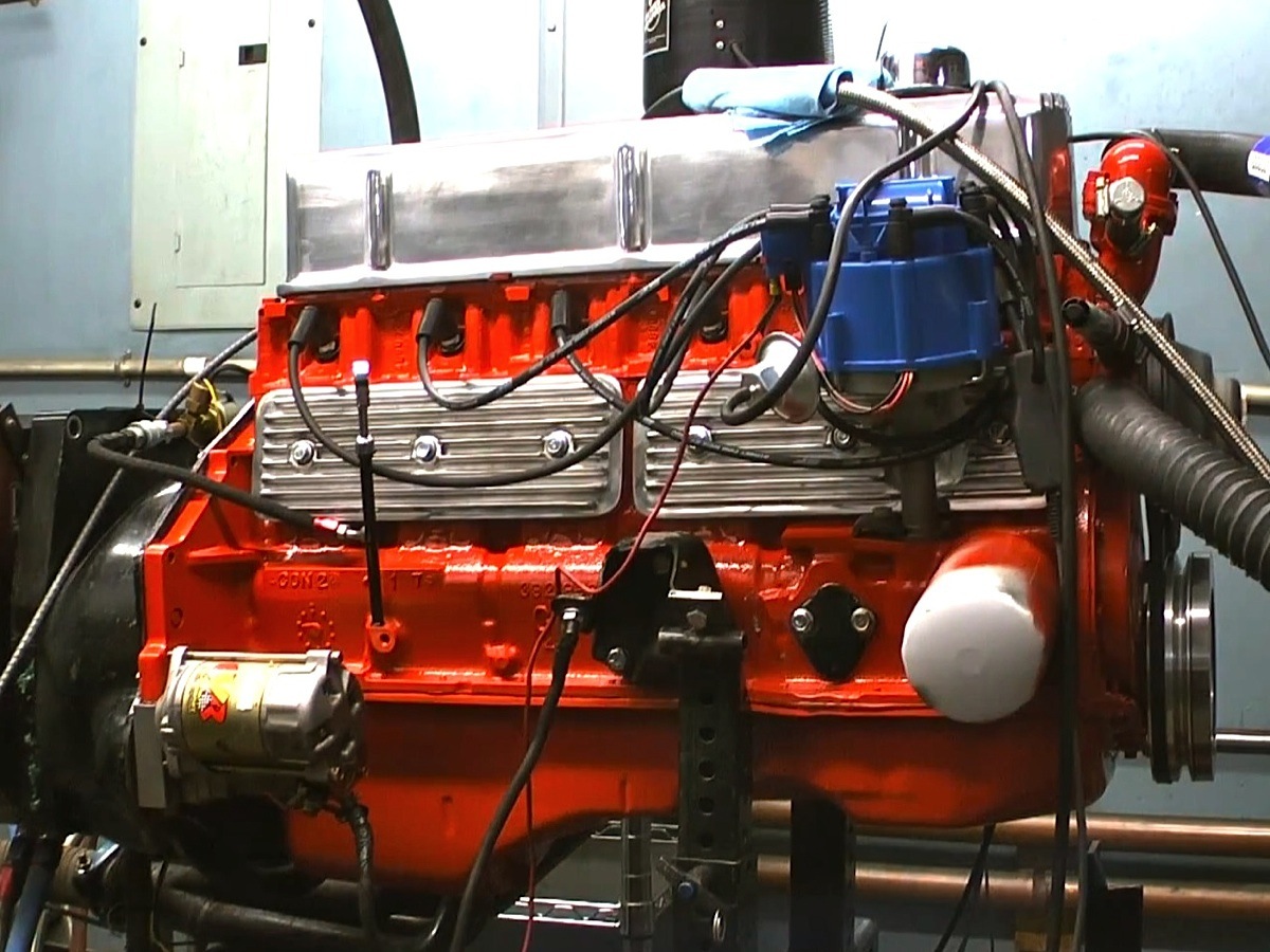 Dyno Video: Straight-6 Chevy Pulls 320 Horsepower!