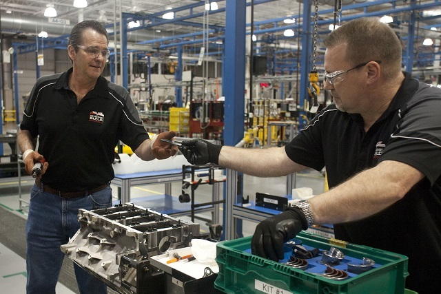 GM100MillionthSmallBlock001.jpg