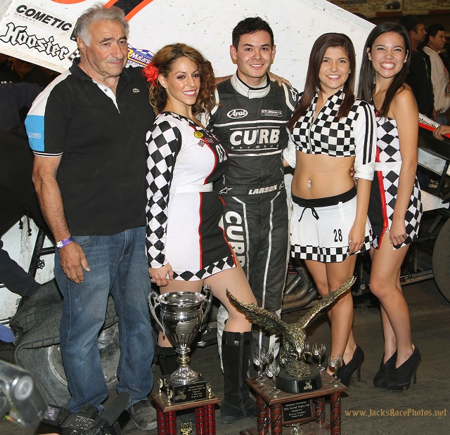 Video: Epic Trophy Cup Finish With Kyle Larson and Brad Sweet