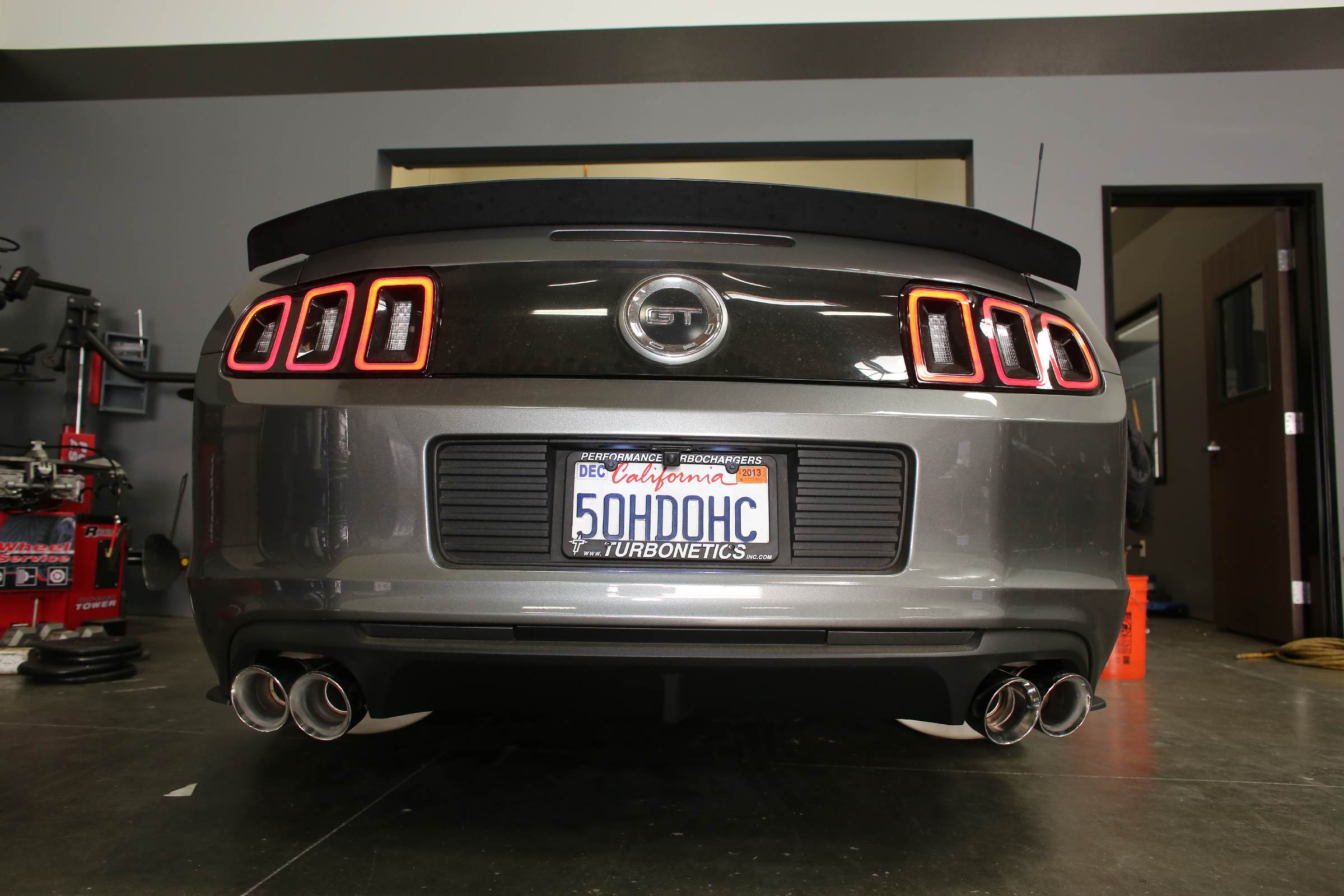 Converting A ’10-’12 Mustang Rear To ’13-’14 Spec