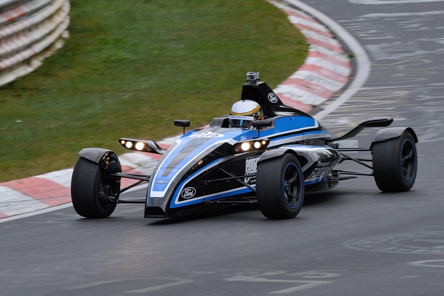 Video: 1.0 Liter EcoBoost Formula Ford Returns To Nurburgring