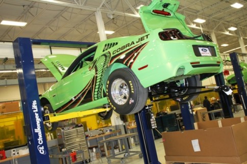 2014 Ford Racing Cobra Jet Build Gets Underway At Watson Racing