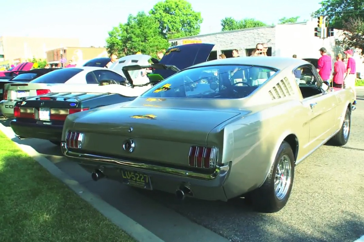 Video: Mustang Countdown Visits The Woodward Dream Cruise