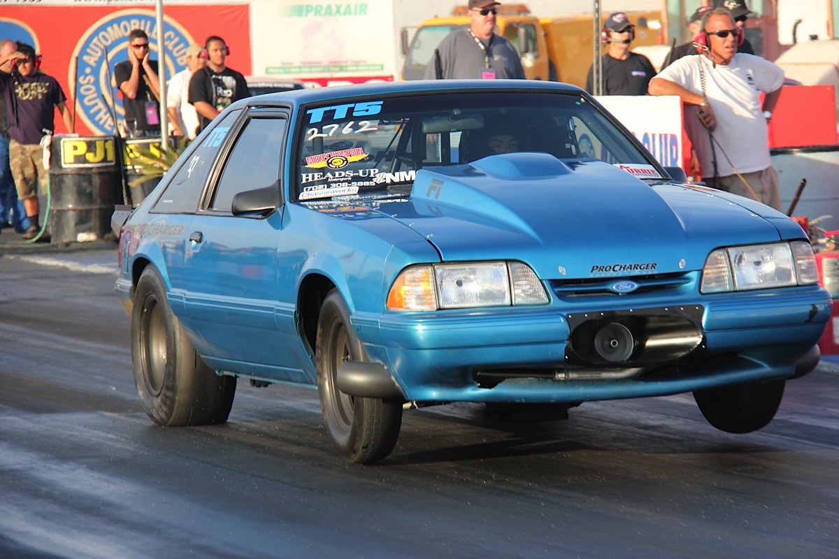 West Coast Racer Kelly Henry Joins 6-Second 275 Radial Tire Club