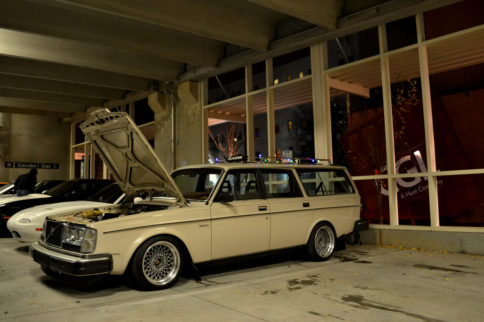 Video: LM7 Swapped 1981 Volvo 245 DL Burnout Action