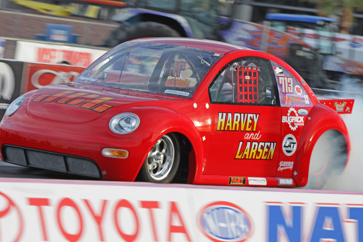 Video: Harvey And Larsen's 7-Second Outlaw 10.5 Volkswagen Bug