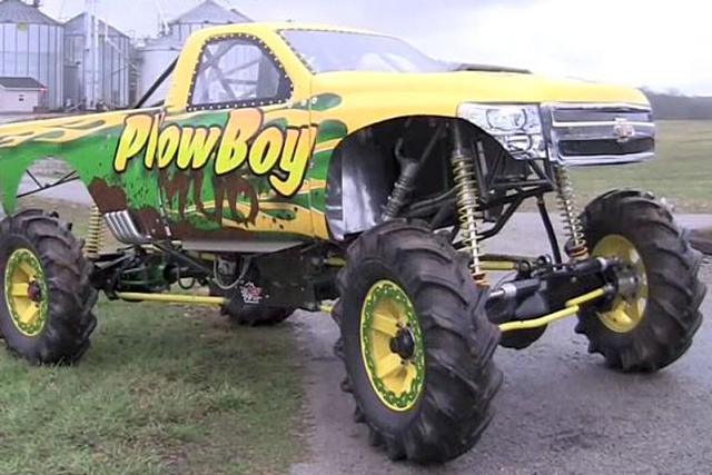 VIDEO: Richie Keith's New Mega Mud Truck - PlowBoy Mud!
