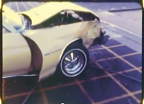 Video: '72 Chevelle Crashes Into '71 VW Beetle