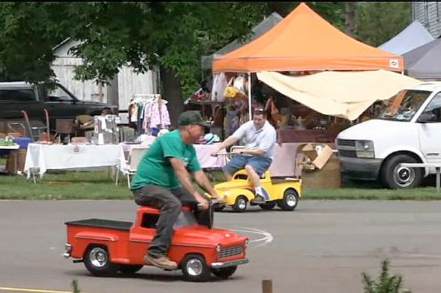 Video: 1/2 Scale Cars - Miniature Muscle Machines