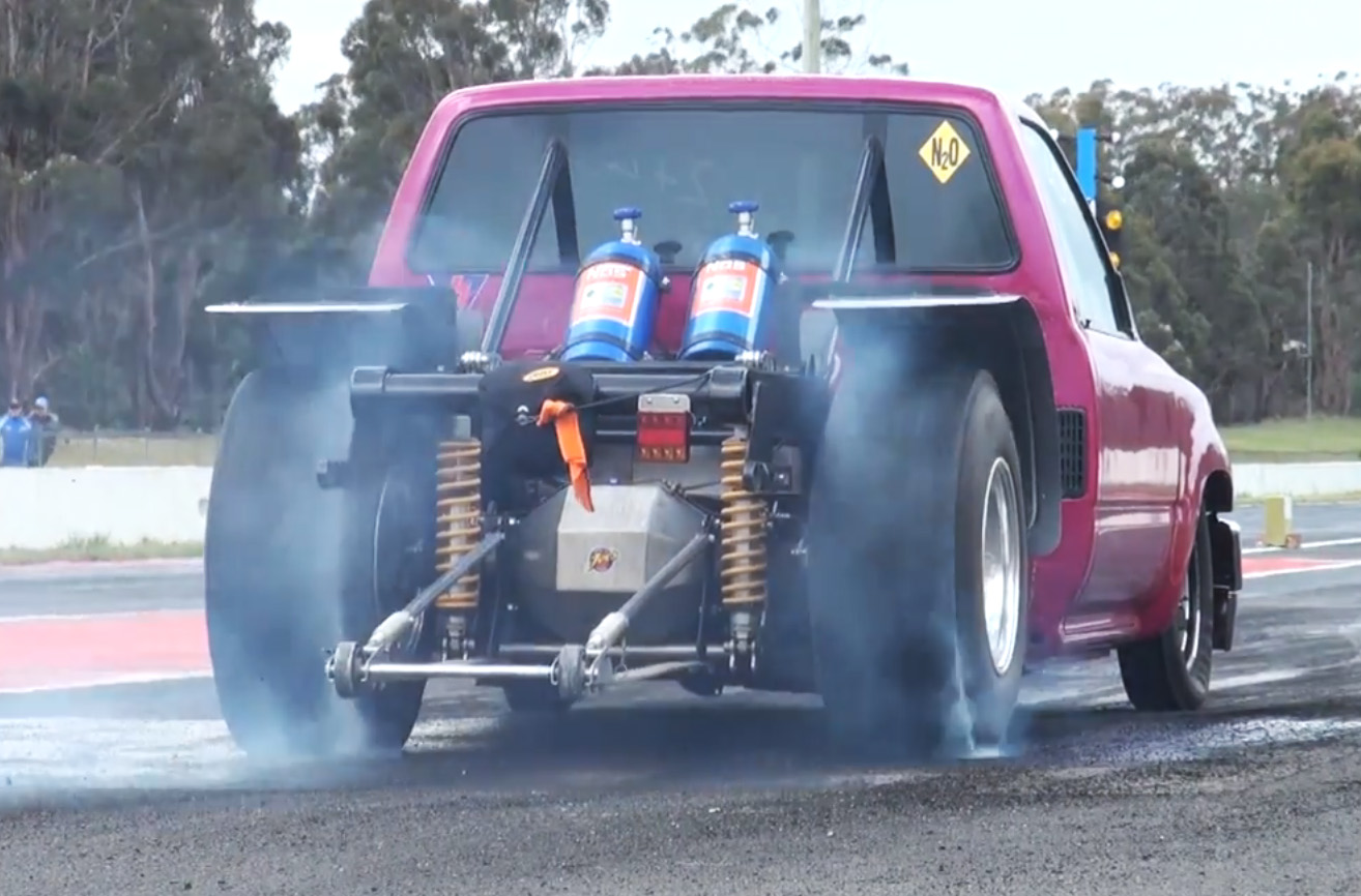 Yes, There's Even Drag Racing On The Island Of Tasmania